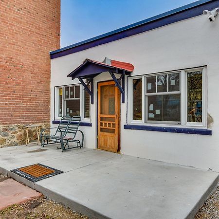 Downtown Salida Cottage With Fireplace And Yard! Bagian luar foto