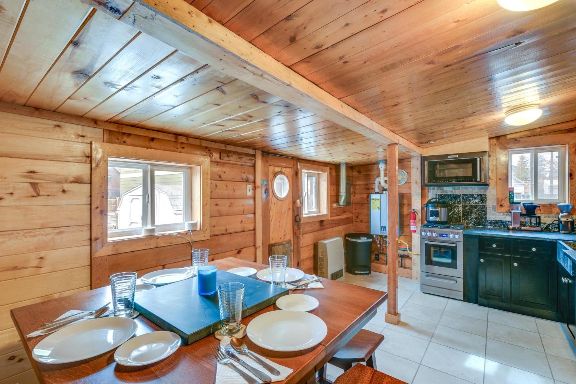 Downtown Salida Cottage With Fireplace And Yard! Bagian luar foto
