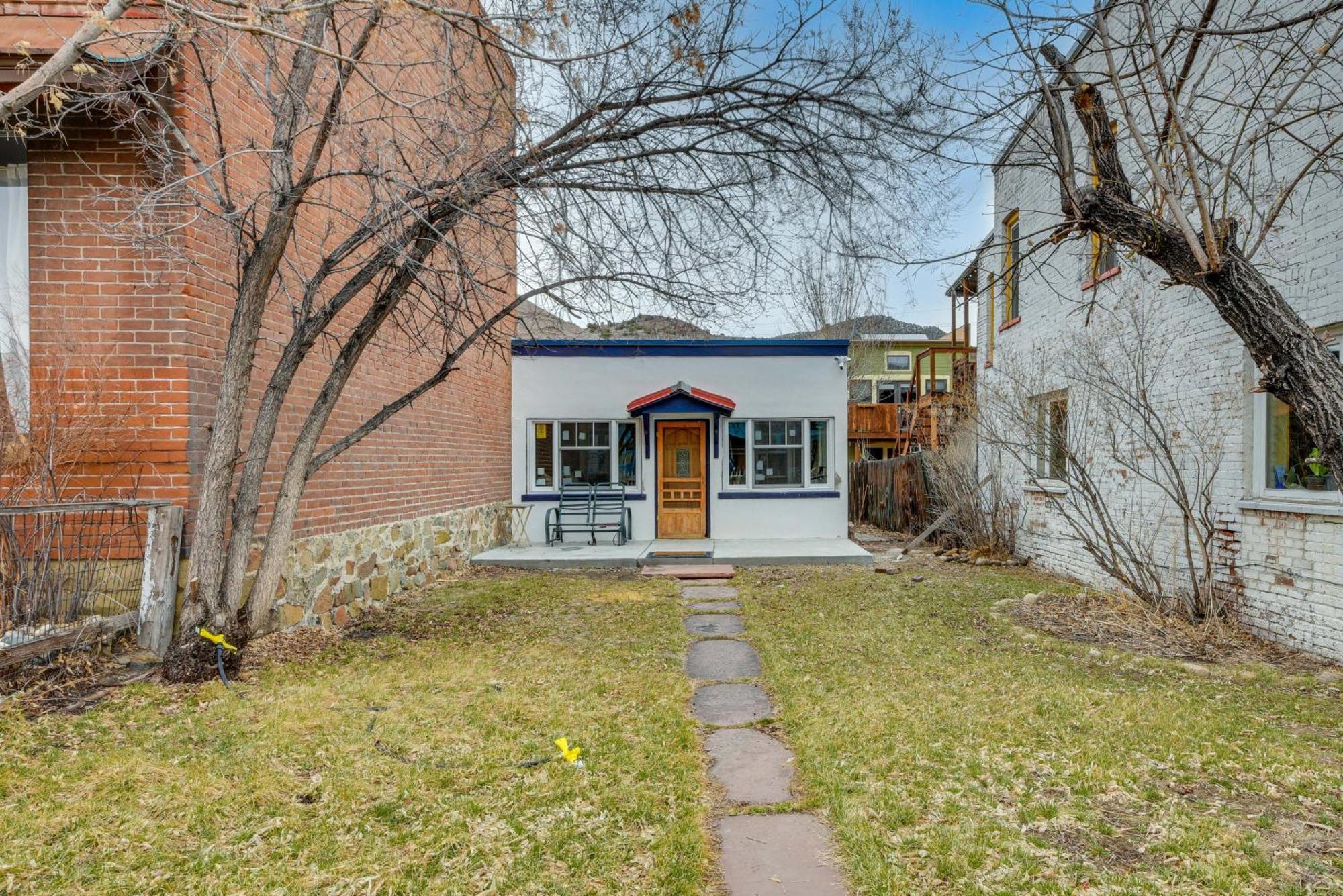 Downtown Salida Cottage With Fireplace And Yard! Bagian luar foto