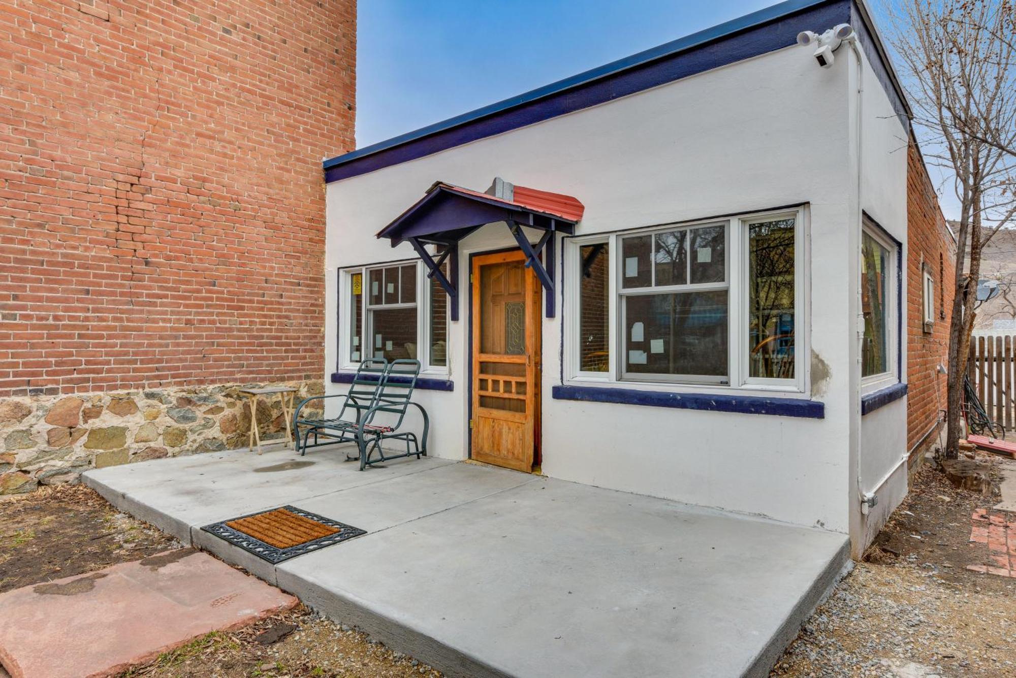 Downtown Salida Cottage With Fireplace And Yard! Bagian luar foto