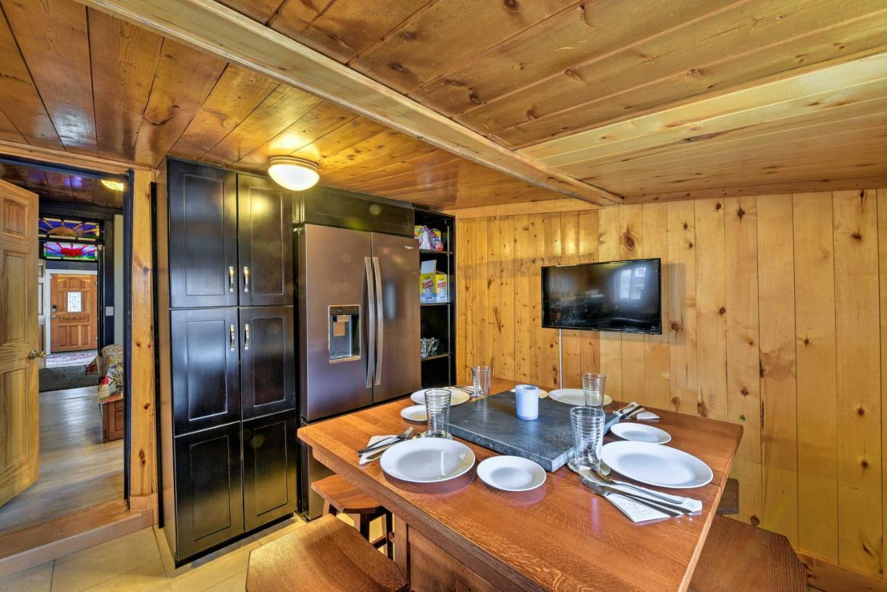 Downtown Salida Cottage With Fireplace And Yard! Bagian luar foto